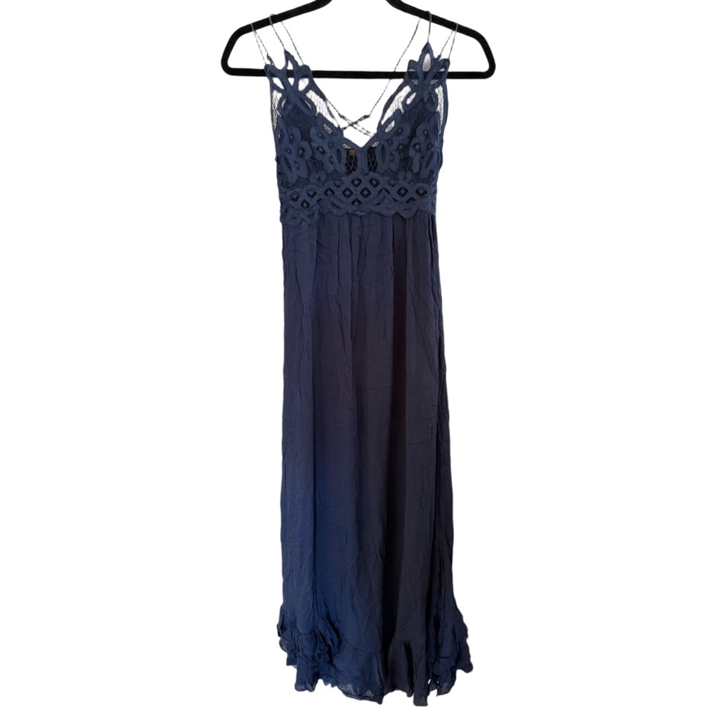 FREE PEOPLE *NWT* Adella Crochet Maxi Dress in Midnight Blue/Navy Size XS - Picture 6 of 11